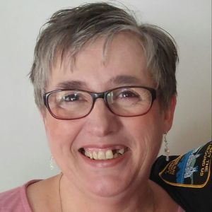 Meet your Posher, Marion